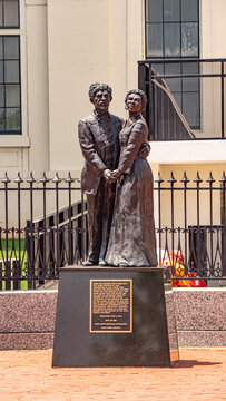 Dred And Harriet Scott Monument In St. Louis - SAINT LOUIS. MISSOURI - JUNE 19, 2019