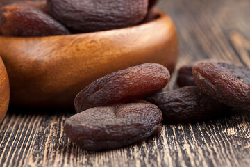 Obraz premium natural dried apricots in the sunlight