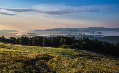 Obraz premium Poranek w górach