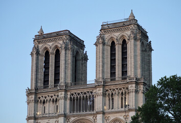 Fototapeta na wymiar Famous cathedral Notre Dame de Paris