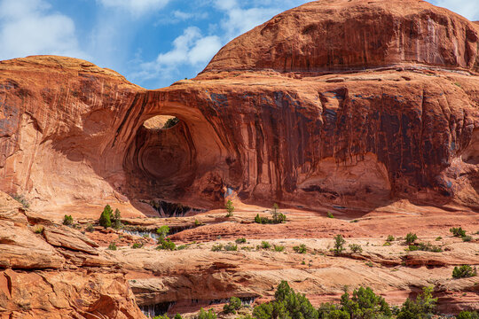 Paul Bunyan's Toilet Seat- a fun arch in moab Utah