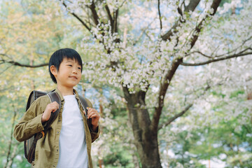 小学生の男の子（笑顔）
