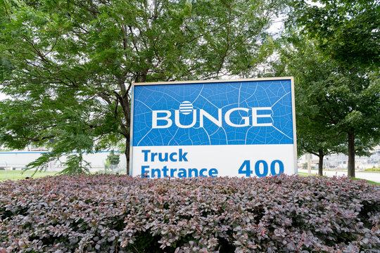 Hamilton, On, Canada - August 22, 2021: Close Up Of Bunge Sign At Their Canada's Facility In Hamilton, On, Canada. Bunge Limited Is An American Agribusiness And Food Company. 