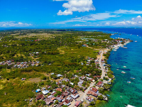 フィリピン、セブ、オランゴ島をドローンで撮影した風景 Drone view of Olango Island, Cebu, Philippines. 
