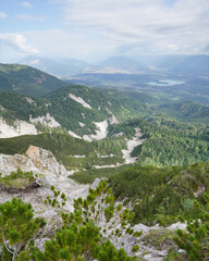 Naklejka premium Wanderung auf den Mittagskogel nahe Faaker See