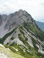 Obraz premium Wanderung auf den Mittagskogel/Bärenkogel nahe Faaker See