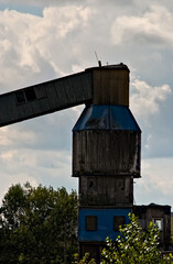 Betoniarnia młyn . Fabryka betonu ( cement + żwir i piasek). A city house with an ecological source of electricity (solar, solar panels).  © Grzegorz