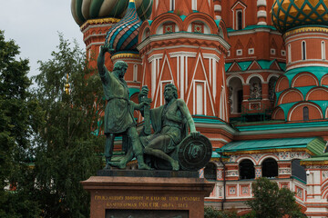 Fototapeta na wymiar Moscow, Russia. Monument to Minin and Pozharsky near st.Basil's catherdral