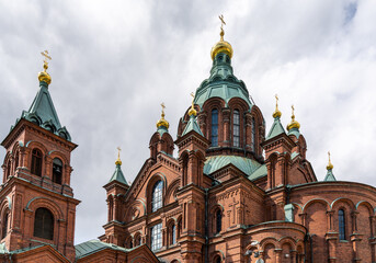 Fototapeta na wymiar view of the Russian Orthodox cathedral in downtown Helsinki
