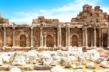 Obraz premium Ruins of the ancient city of Side. Columns, ancient and Stone decorations. Side Manavgat Antalya Turkey