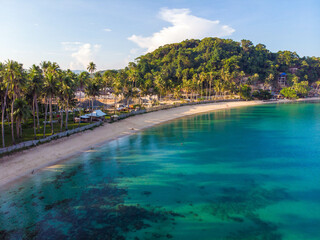 フィリピンのパラワン州エルニド周辺をドローンで空から撮影した空撮写真 Aerial photo taken from the sky with a drone around El Nido, Palawan, Philippines.