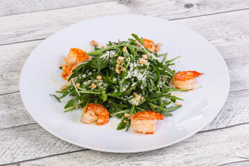 Rocket salad with prawn, parmesan cheese