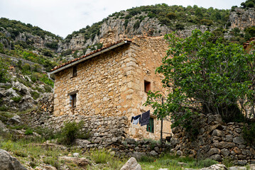 Fototapeta na wymiar Pueblo medieval españa Teruel La Estrella