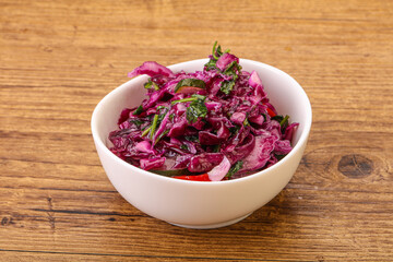 Pickled red cabbage with herbs
