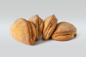 Four sochnik with cottage cheese on a light background