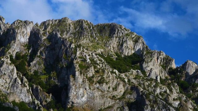 Mountains in the Vegalion area between Las Salas and Cremenes. In the surroundings of the river Esla and the Pico Jaido. Picos de Europa Regional Park. Leon province. Castilla y Leon, Spain, Europe