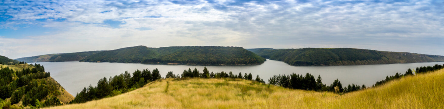 Podilski tovtry landscape