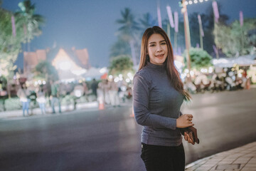 take pictures at night