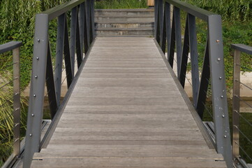 Fototapeta premium wooden bridge in the park