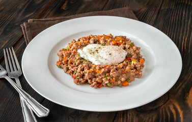 Poached eggs with mince meat