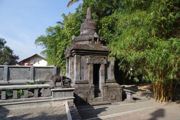 インドネシア　ムンドゥット仏教修道院