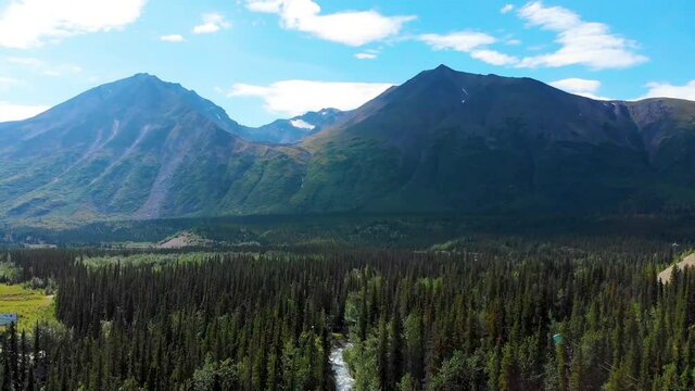 4K Drone Video of Beautiful Mountain Range above Chulitna River near Denali National Park and Preserve, AK during Summer