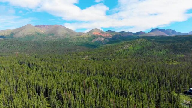 4K Drone Video of Beautiful Mountain Range near Denali National Park and Preserve, AK during Summer