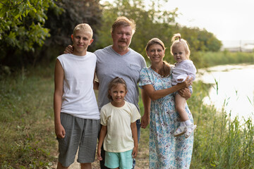 Fototapeta premium Large family with children
