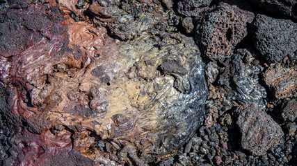 texture roche volcanique multicolore