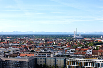 Fototapeta premium München Skyline mit Bergen