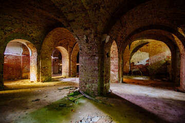 Vaulted red brick dungeon under old mansion - obrazy, fototapety, plakaty