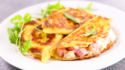 crepe with cheese and ham