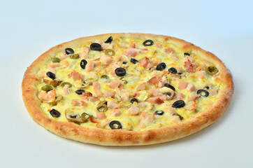 pizza with chicken olives mushrooms and cheese