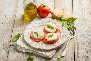 Caprese traditiona italian recipe mozzarella and tomato