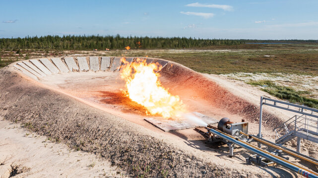horizontal flare installation from above, annealing of a gas well