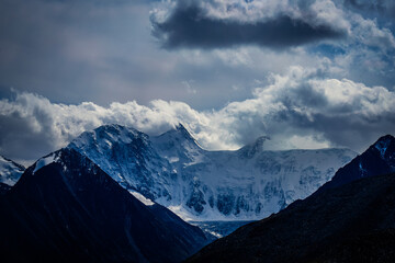 Fototapeta na wymiar Mountains in the snow, Ak-Kem Wall in the Altai