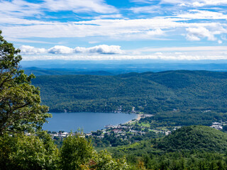 Fototapeta premium Panoramic view of Lake George in the Adirondack mountains, upstate New York, USA in late September
