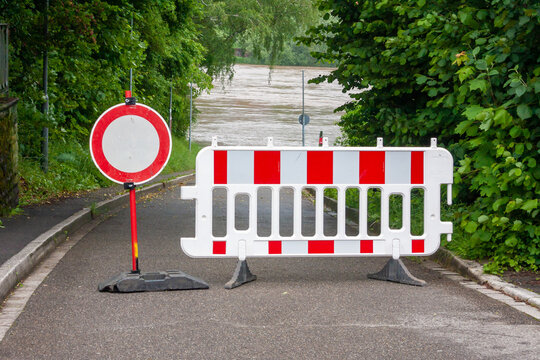 road closure due to flooding