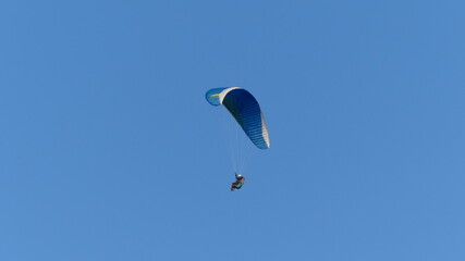 Paraglider