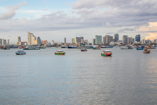the Beach ,the coast and the Cityscape of Pattay