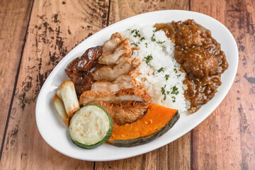 鶏肉の照り焼きとカレーランチ