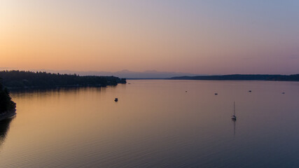 Fototapeta na wymiar Sunset on the Puget Sound 