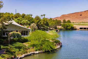 Fototapeta na wymiar Sunny view of the lake landscape of Lake Las Vegas