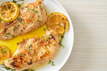 grilled chicken with butter, lemon and garlic