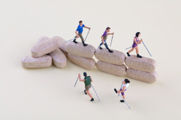 Miniature creative hiking exercises to enhance physical fitness