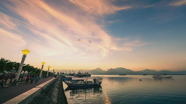 Promanade at the Puerto Princesa Bay after Sunset