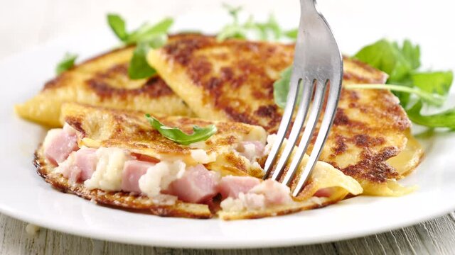 crepe with cheese and ham