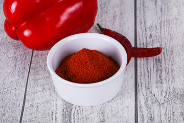 Paprika powder in the bowl