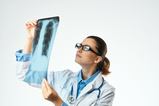 woman on nurse white coat x-ray hospital patient examination