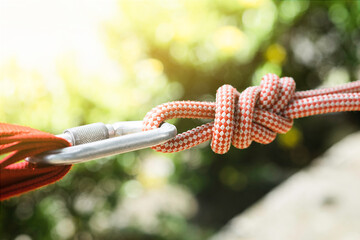 to tie the rope correctly to the object